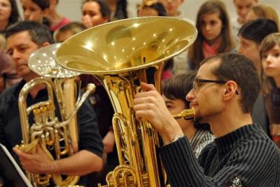 2013 Tout Haut les Tubas la-promotion-du-tuba